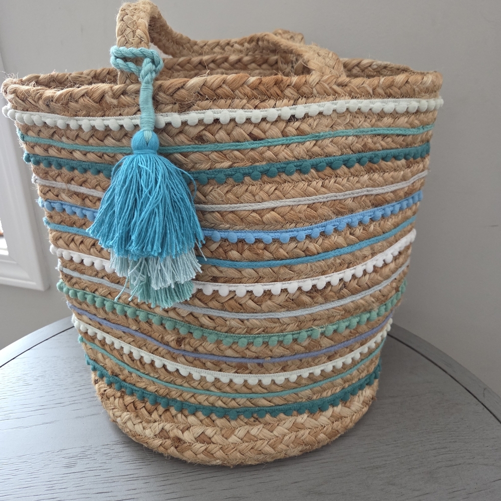 Chico's Natural Woven Summer Straw Tote With Blue & Green Stripes Beachy Beauty